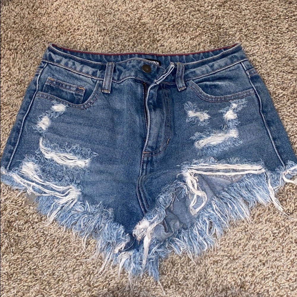 Fashionnova jeans size small